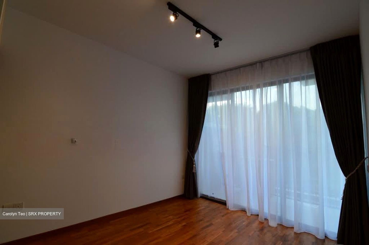 Lincoln Suites (D11), Condominium #569648511